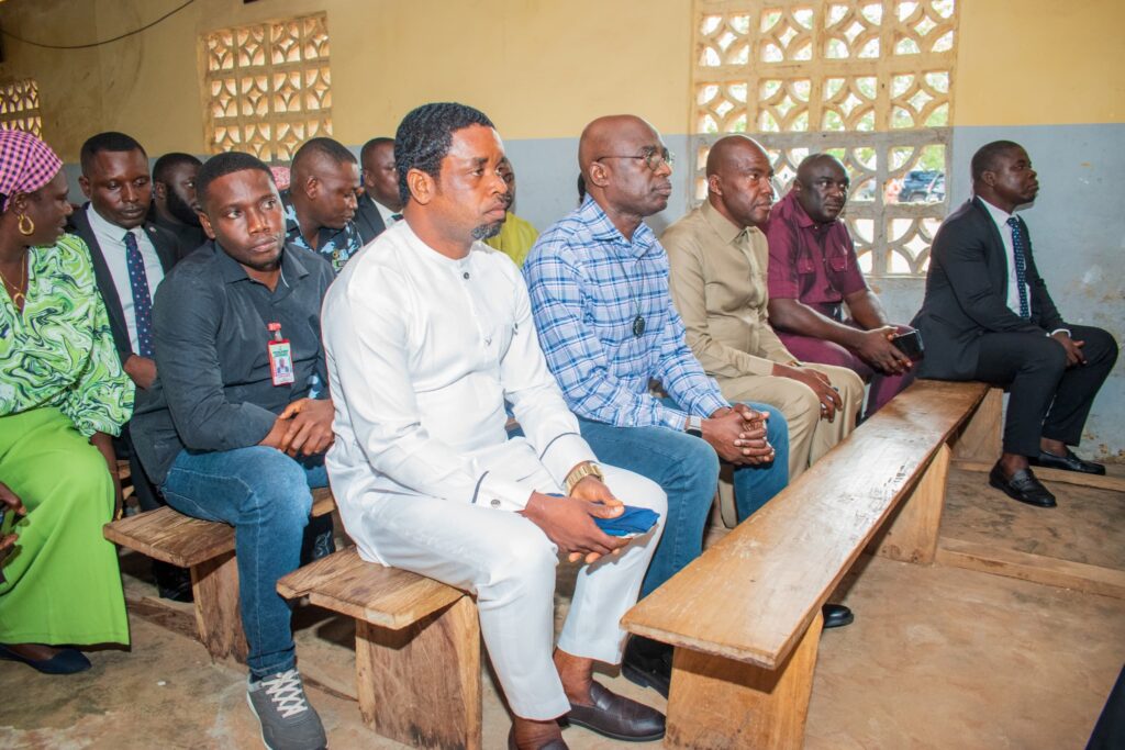 Governor Alia Worships At Our Lady Of Consolation, Agan